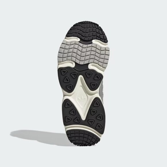 NWT adidas Men's Ozmillen Shoes - Picture 3 of 12